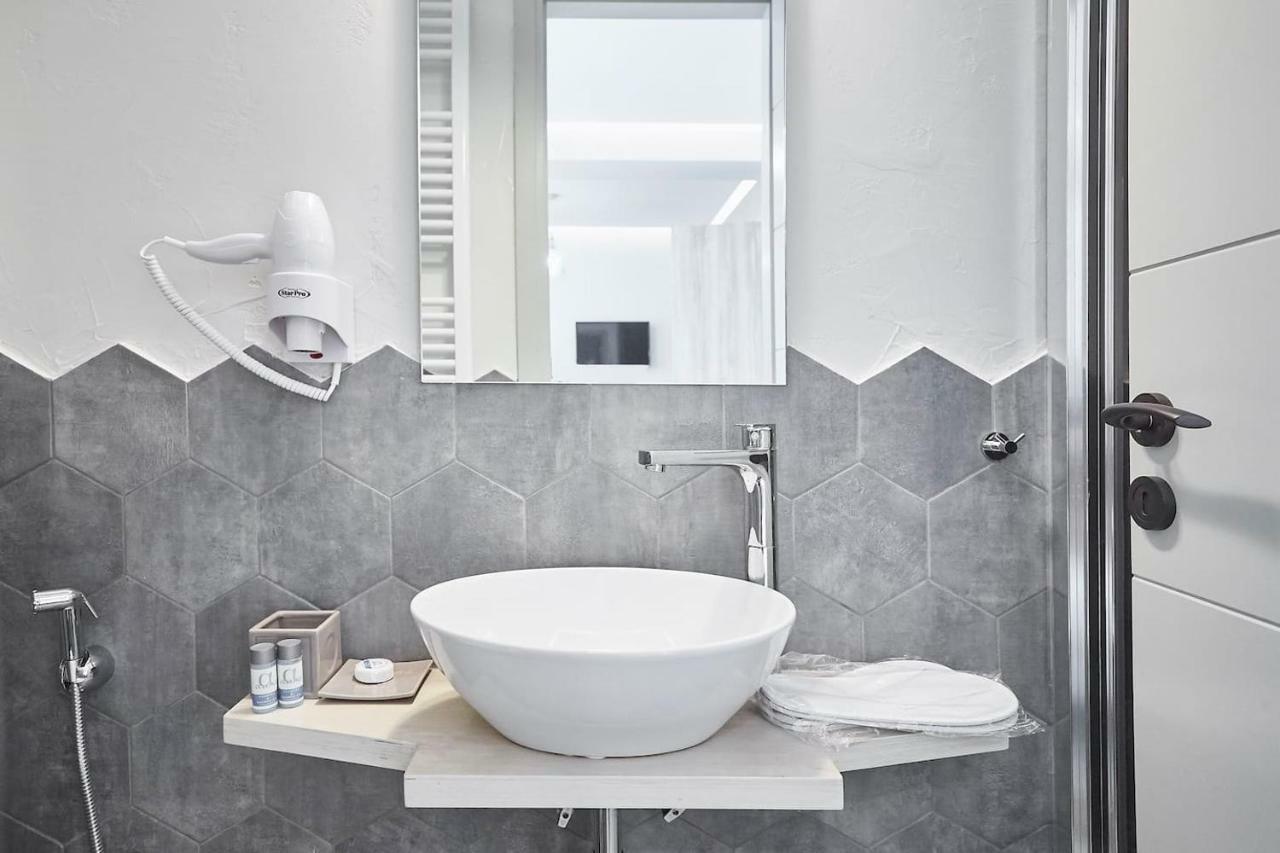 Live In A Funky & Renovated Studio Near Acropolis Athen Exterior foto